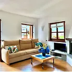 Paradiso Villa *